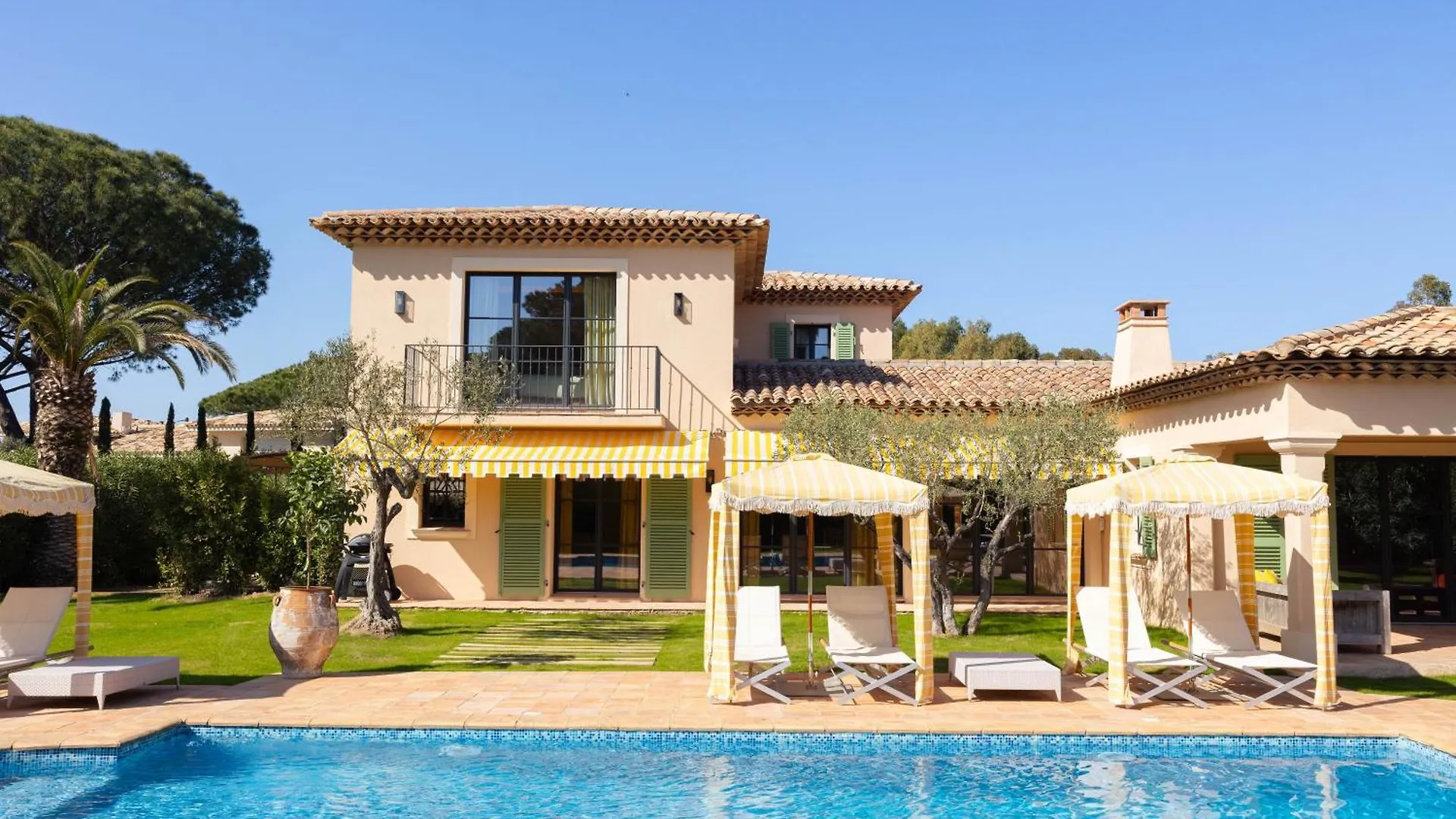Magnificent Sunny Villa Riva With Pool And Vinery Saint-Tropez